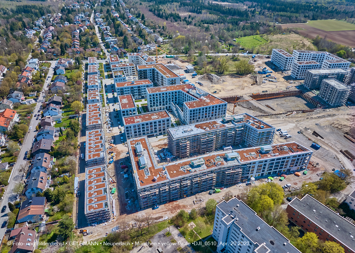 21.04.2023 - Luftbilder von der Baustelle Alexisquartier und Pandion Verde in Neuperlach